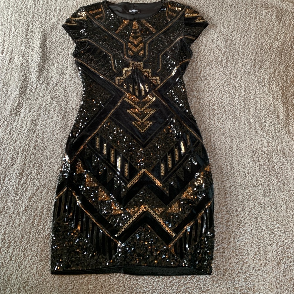 Express black and gold geometric glitter dress
